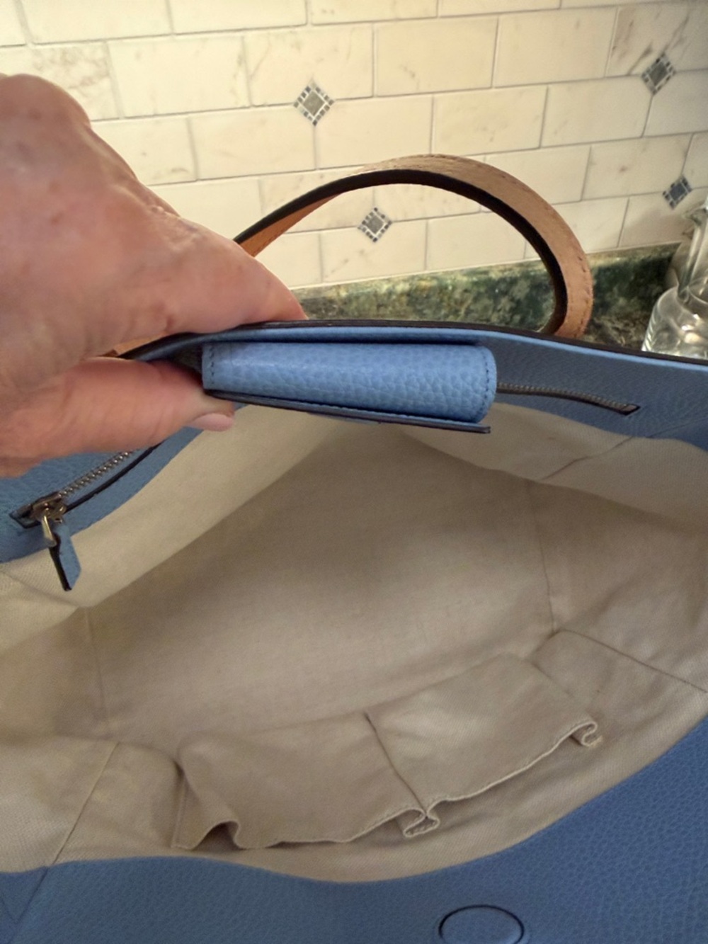 Gucci Brown Leather Tote with Light Blue Trim and Tag - Picture 5 of 6